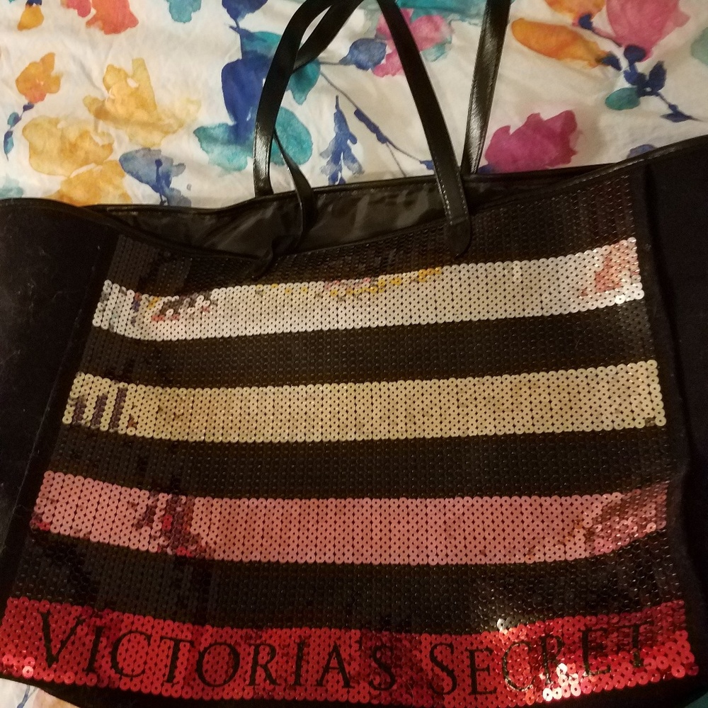Victoria secret tote